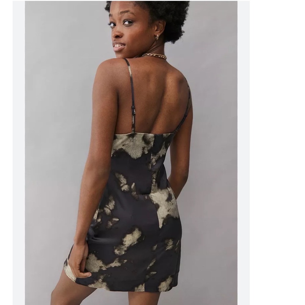 Urban Outfitters Mallory Cowl Neck Mini Slip Dress Black Medium Satin Old Money